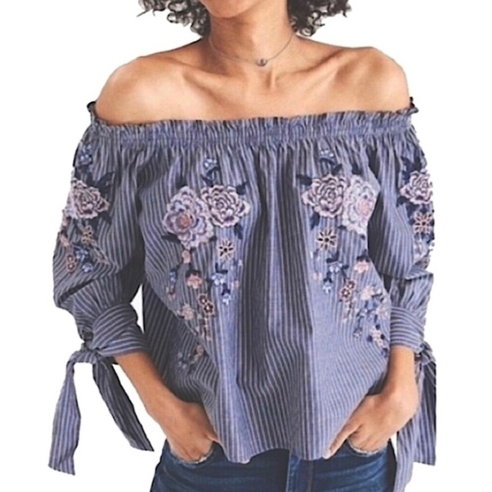 American Eagle Off the Shoulder Cropped Peasant Top Floral Embroidery XS (0006)